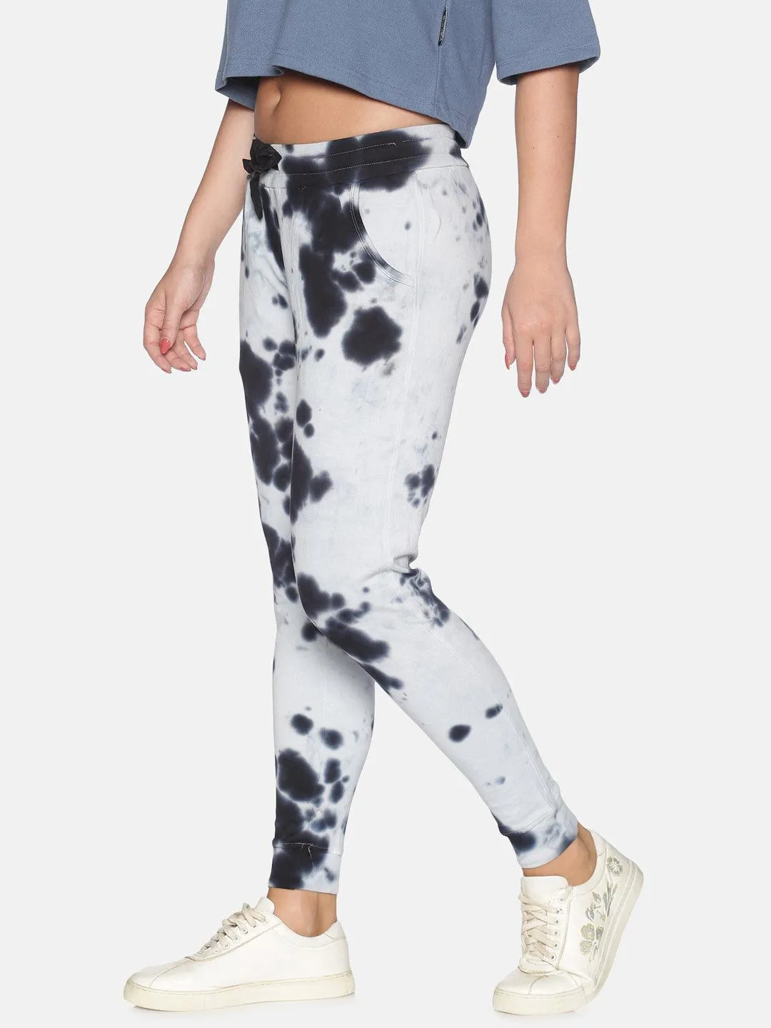 Kultprit Women Jogger With Tie & Dye Wash